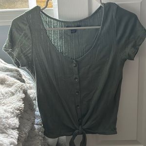 American Eagle tshirt